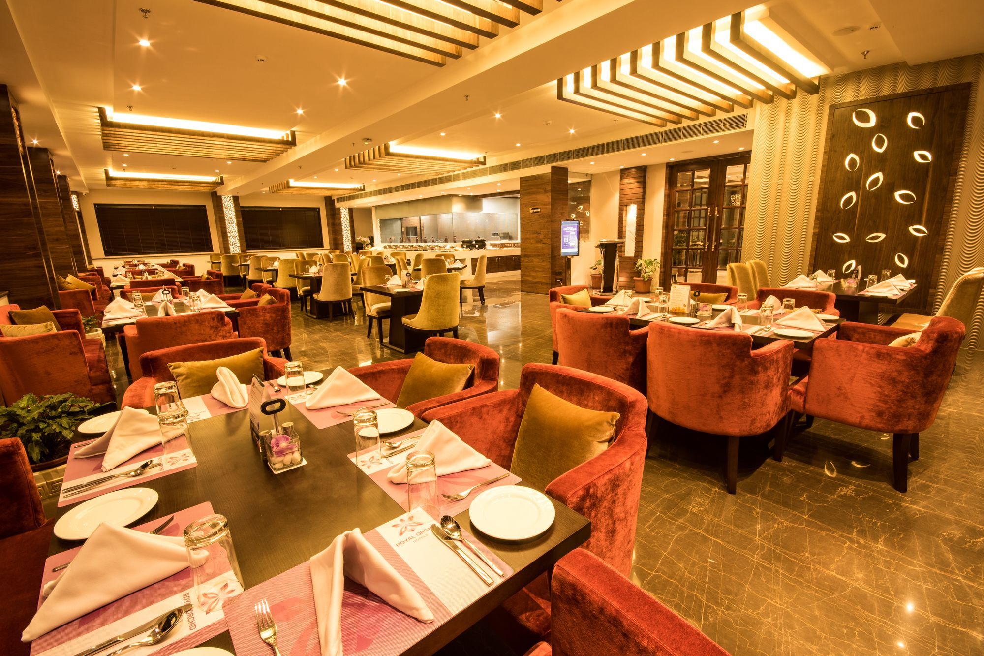 Regenta Central Amritsar Eksteriør billede