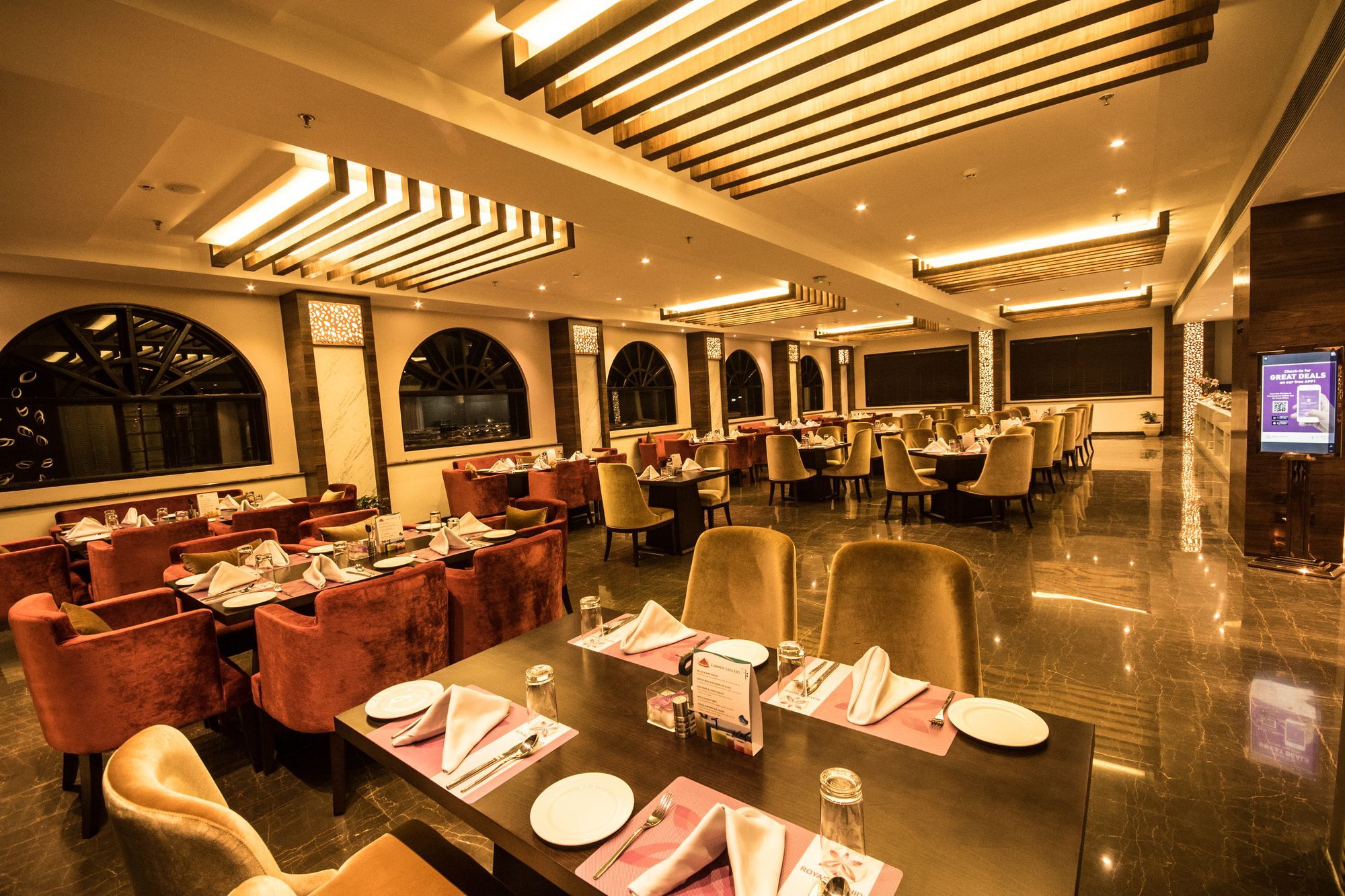 Regenta Central Amritsar Eksteriør billede